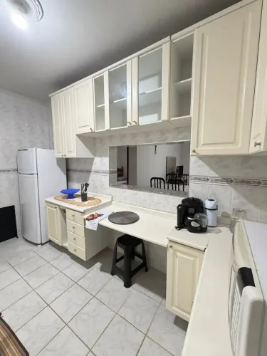 Imóvel para venda tem 52 metros quadrados com 1 quarto em Real - Praia Grande - SP