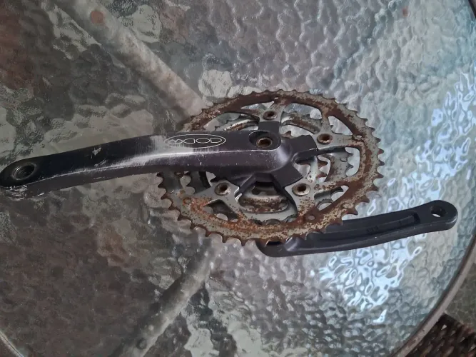 Pedevela 3 coroas bem novinho mtb