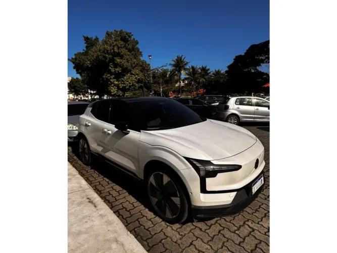 Volvo EX30 E60 Ultra (elétrico) 2024