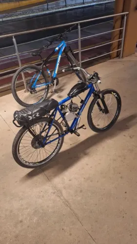 Motorizada em perfeito estado