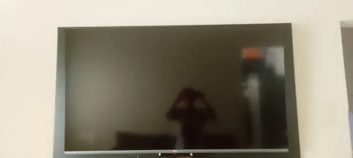 Tv De 50 pelegada zero ,1 ano só de uso top.