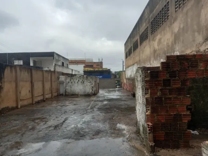 TERRENO A VENDA NA AV GOMES DE MATOS MONTESE 