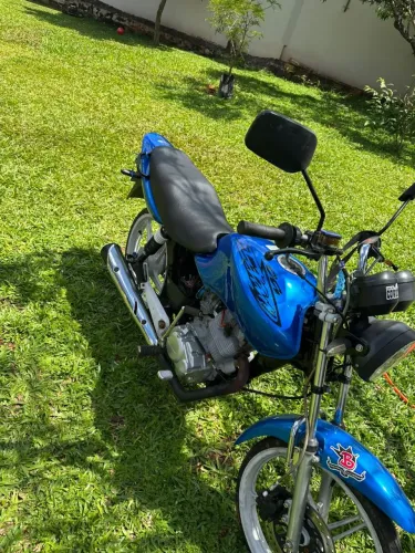 Vendo cg, motor de 200cc