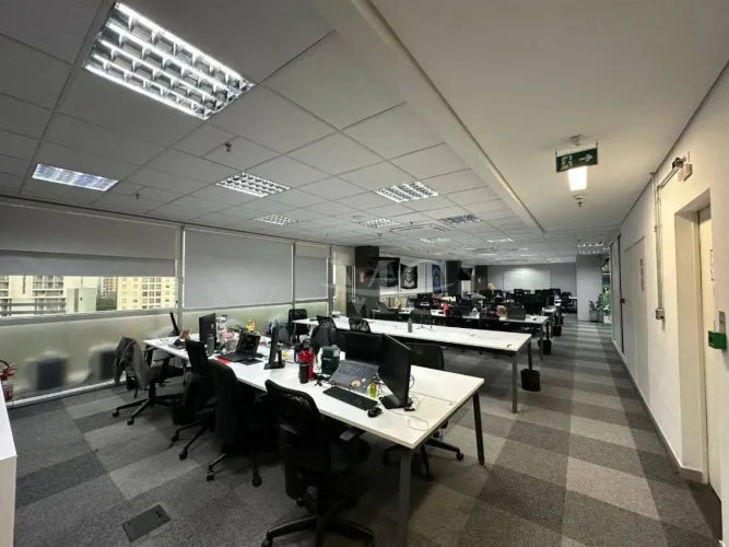 SALA MOBILIADA FARIA LIMA PINHEIROS