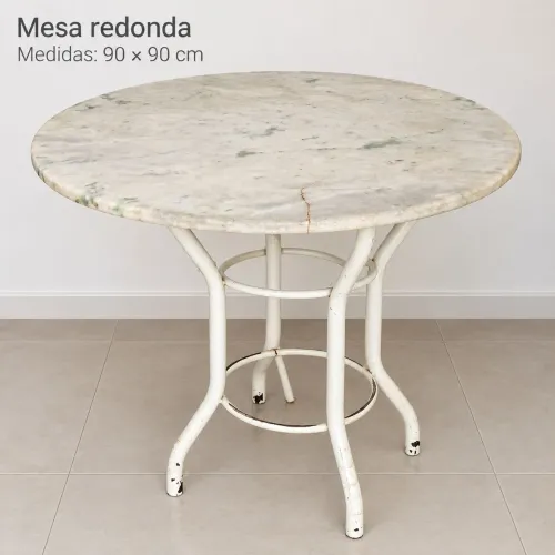 Meda redonda de 4 lugares com tampa de pedra