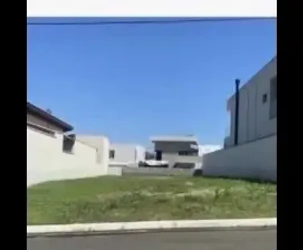 Casa de condomínio para venda com 334 metros quadrados