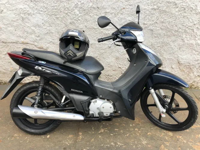 BIZ 125 EX 2011