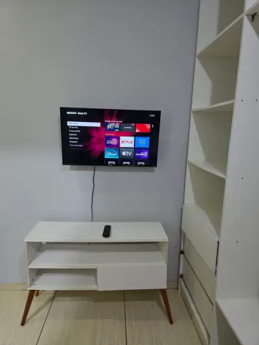 Alugo kitnet Mobiliada uma quadra mercado mister junior bairro Jardim noroeste