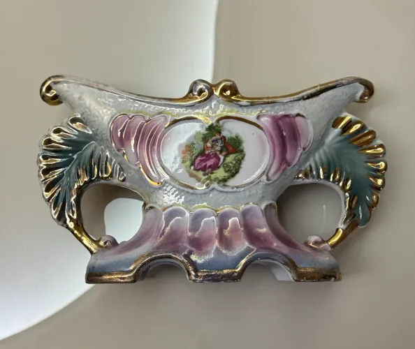 Vaso Cachepot de Porcelana Vintage Floral Rosa Lilás com Detalhes Dourados Decorativo