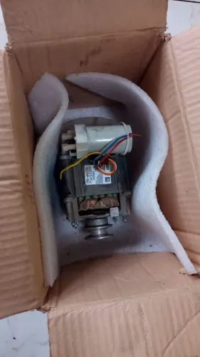 Motor Elétrico para Betoneira com Capacitor - WEG - Excelente Estado