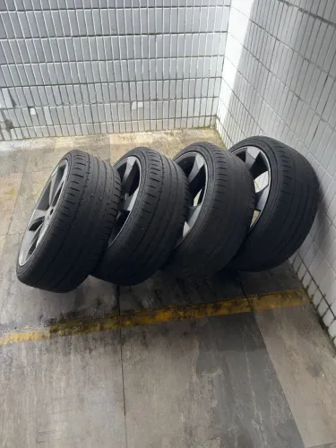 Roda raw Audi rs3 Sportback Aro 18