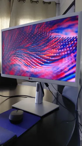  TV Monitor LG de 21,5 polegadas com resolução Full HD