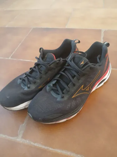 Tênis Mizuno - Wave Oynasty 5