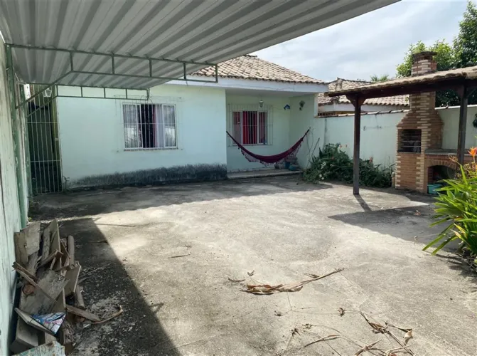 Casa em Nova Iguaçu com 2 quartos