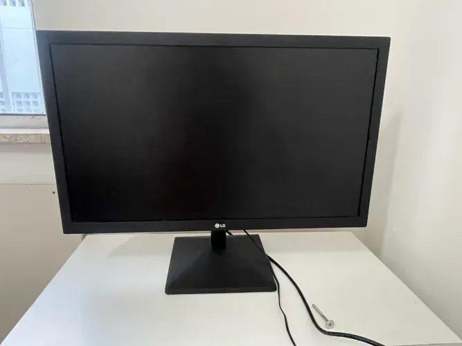 Monitor LG 21,5