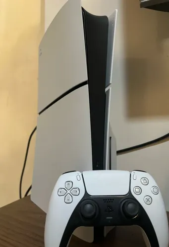 PS5 SLIM