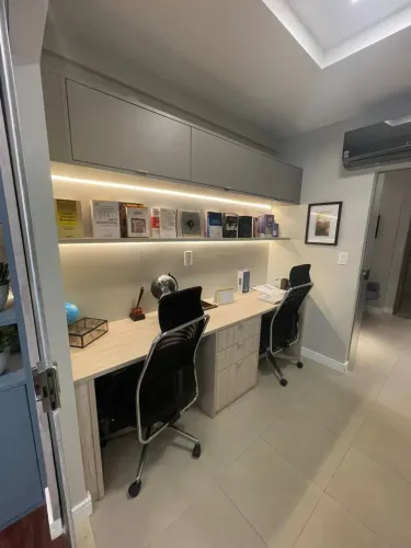 ALUGA-SE LINDA SALA COMERCIAL NO MIRAI OFFICE