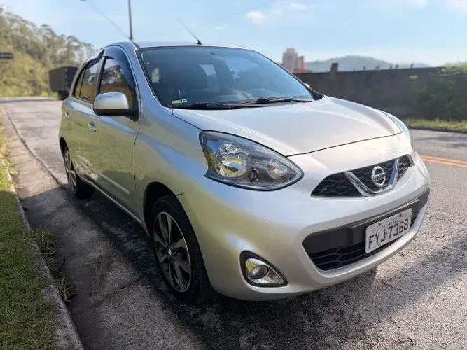 Nissan March SL 1.6 16V Flex Fuel 5P 2015