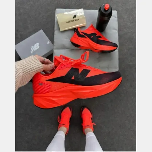 Tênis New balance FuelCell Rebel Vermelho /preto 