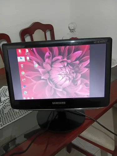MONITOR SAMSUNG 16"