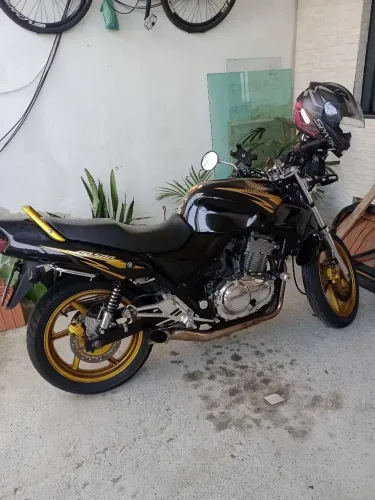 Honda CB500 lindíssima para apaixonado ano 2000 zero bala ...só pega e curti estrada