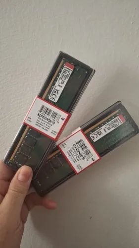 Par memórias RAM 16gb kingston 3200