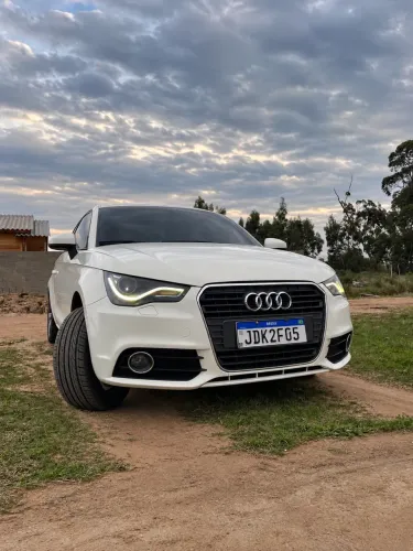 Audi A1 1.4 TFSI 122cv S-tronic 3P 2012