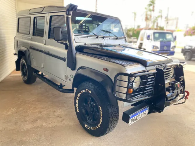 Land Rover Defender 110 TDI SW Diesel 2004