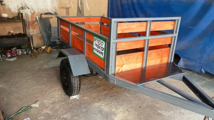 Carretinha Fazendinha Nova Fábrica 