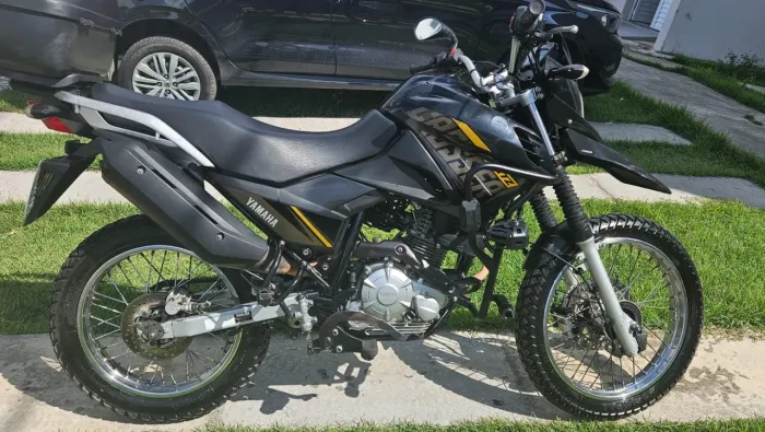 Moto YAMAHA CROSSER Z: Ano 2020/ R$12.000