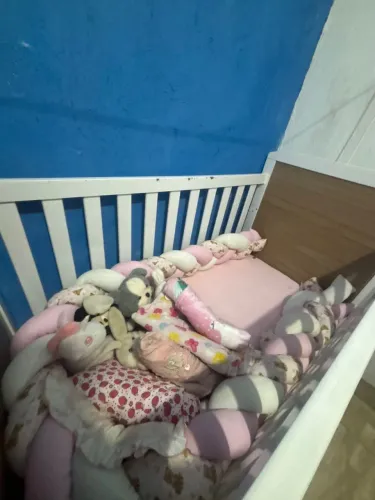 Vendo berço 2 x 1 vira cama
