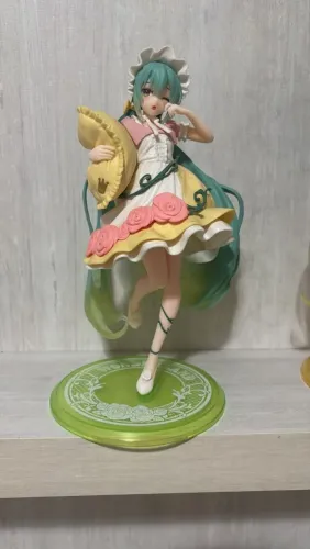 Figure reservada