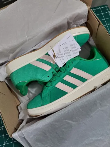 Adidas grand court green. Tam:37