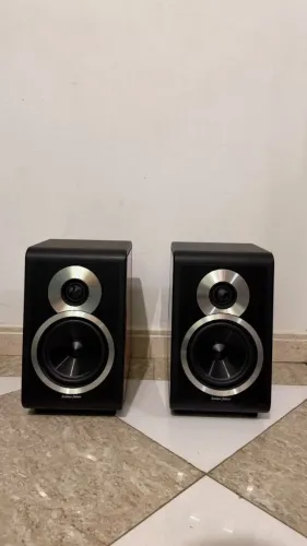 Par de Caixas Bookshelf Sonus faber Chameleon B - High-End (Itália)