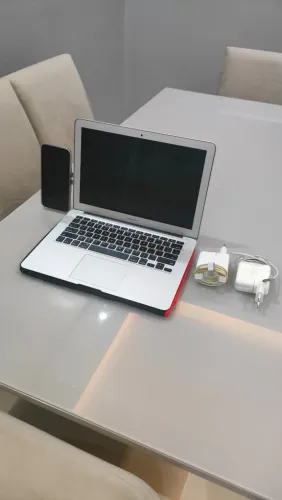 Macbook Air 13 2017 8Gb RAM 250GB SSD Seminovo.