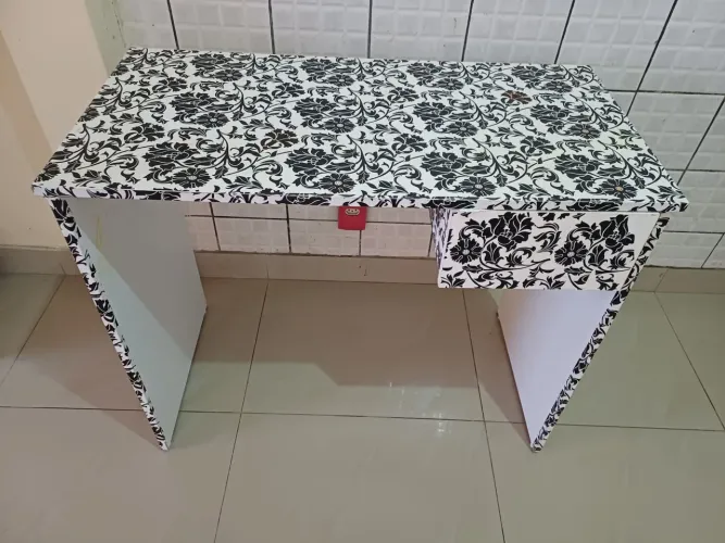 Mesa de Estudo MDF