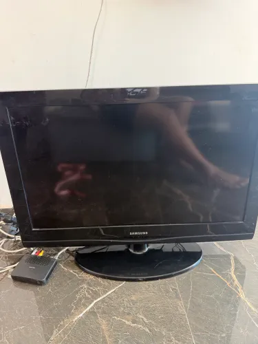 TV Samsung LCD 32 + Conversor Digital Multilaser