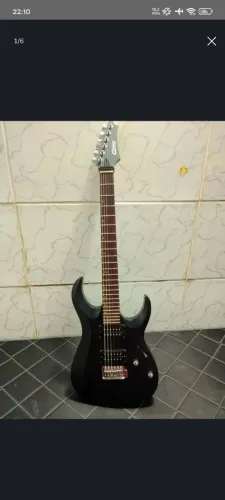 Guitarra Cort