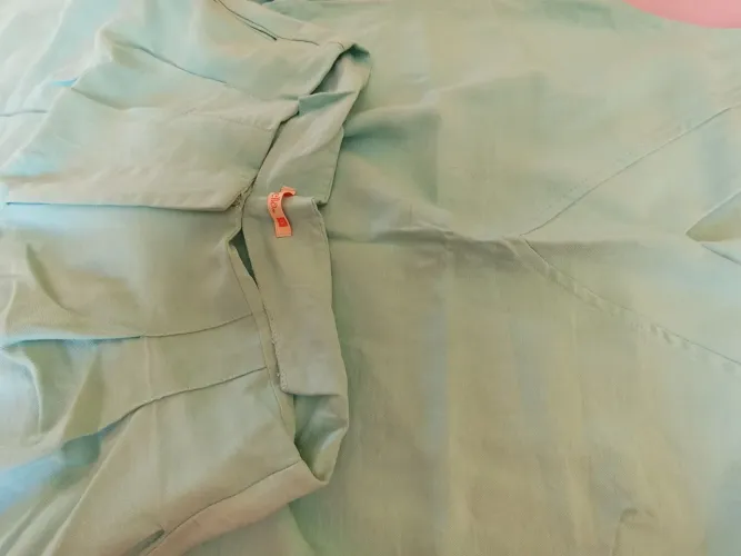 Conjunto de linho, usado uma vez, tamanho g