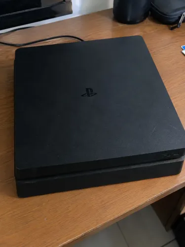 PS4 Slim