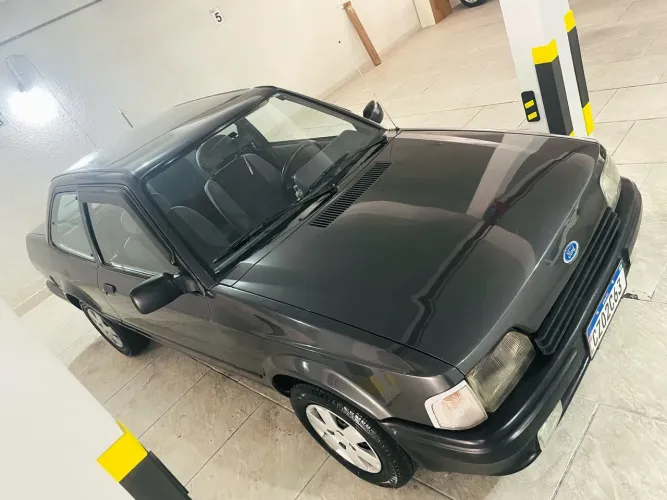 Ford Verona LX 1.6 (modelo Antigo) 1991