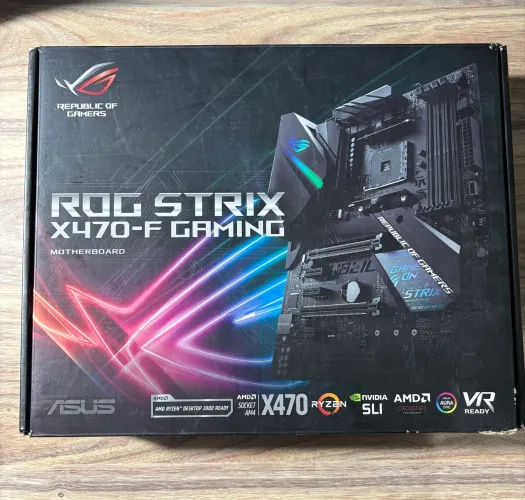Placa mãe X470 Rog Strix completa, acompanha caixa e todos acessórios