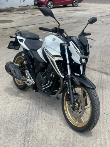 Fazer 250 2025 financia zero entrada