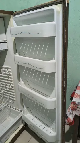 Geladeira antiga