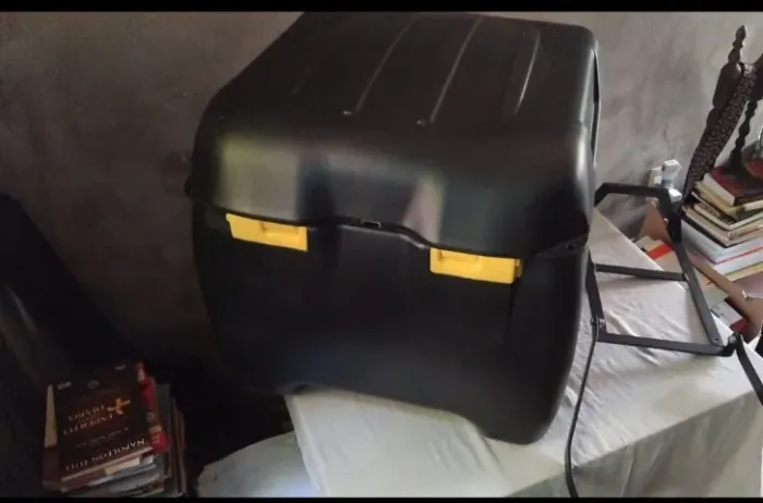 Vendo bau para moto