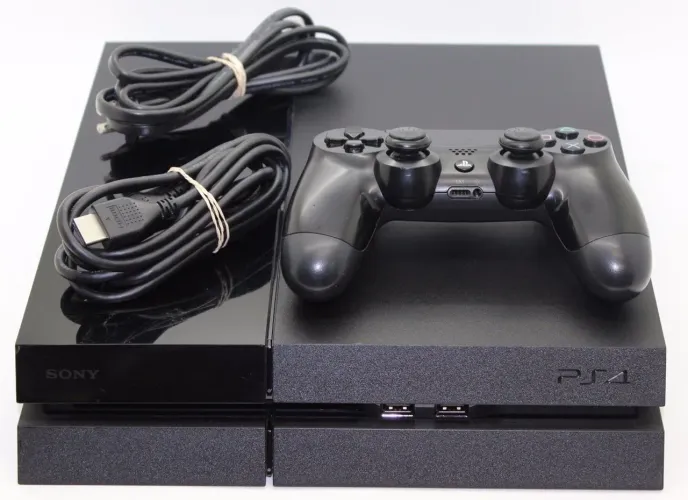 vende-se PLAYSTATION 4 em otimas condicoes