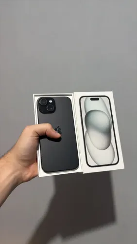 iPhone 15 256 GB com caixa