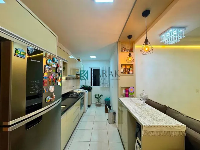 Apartamento com 2 dormitórios à venda, 53 m² por R$ 229.900,00 - Parque Industrial Um - Ma