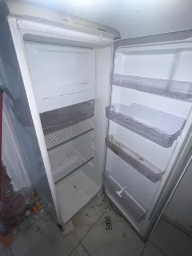 Geladeira electrolux