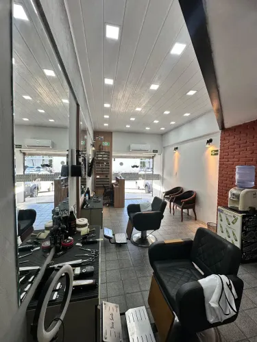 Barbearia pronta pra trabalhar na Jatiuca.